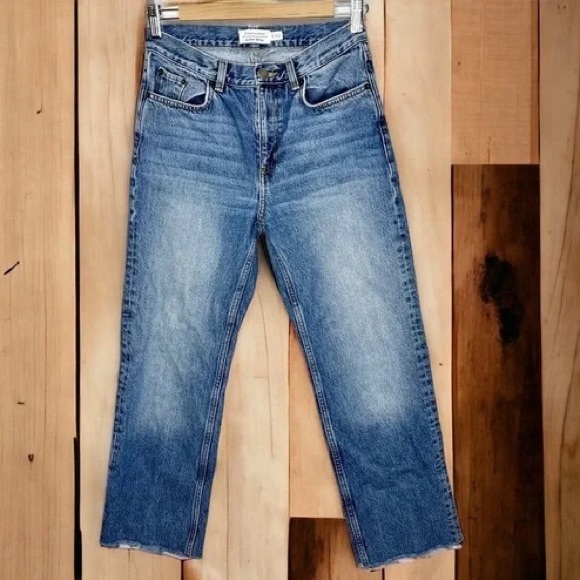 & Other Stories Denim - 💖& Other Stories | Cropped Raw Hem Jeans Size 27